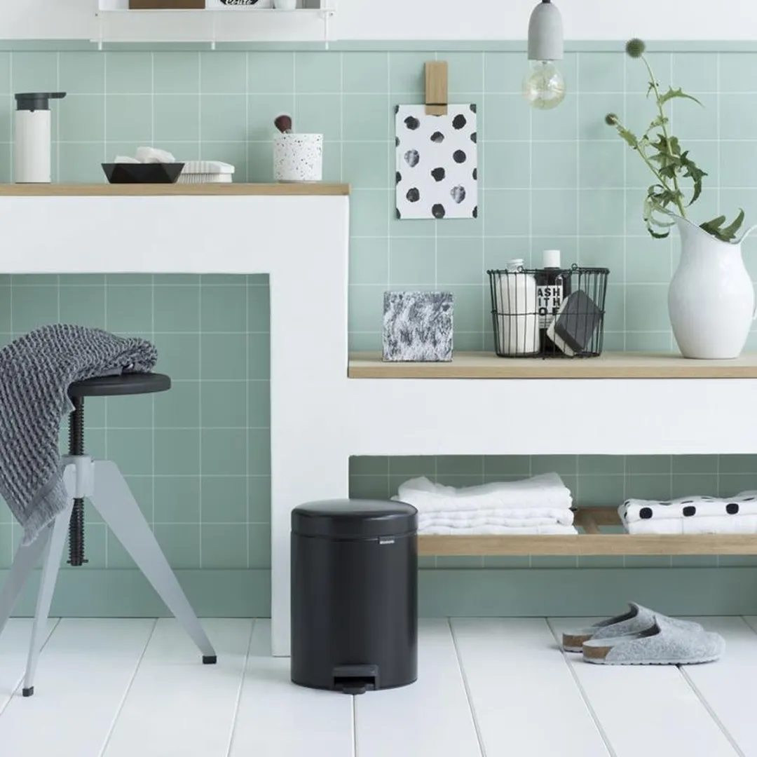 Brabantia NewIcon Prullenbak 5L Matt Black - afbeelding 6 van 6