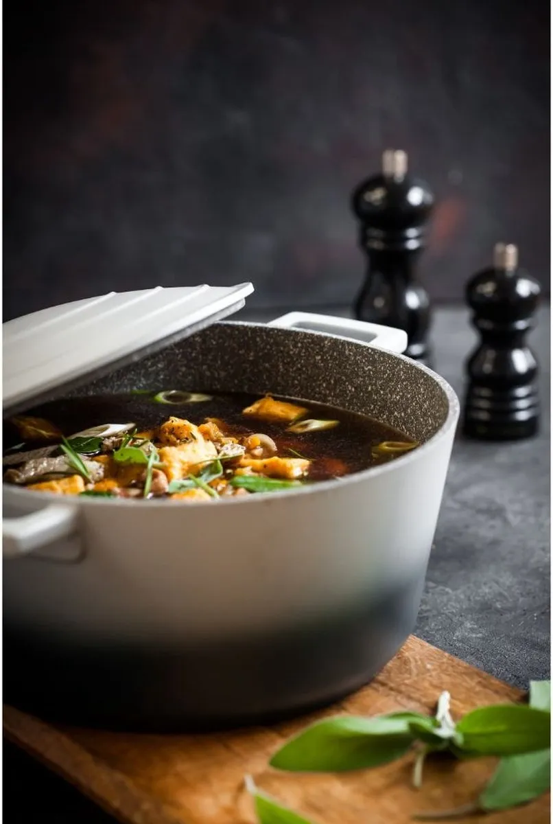 MasterClass Grote Braadpan met Deksel - Lichtgewicht Gegoten Aluminium Geschikt voor Inductiekookplaat en Oven Ombre Grijs