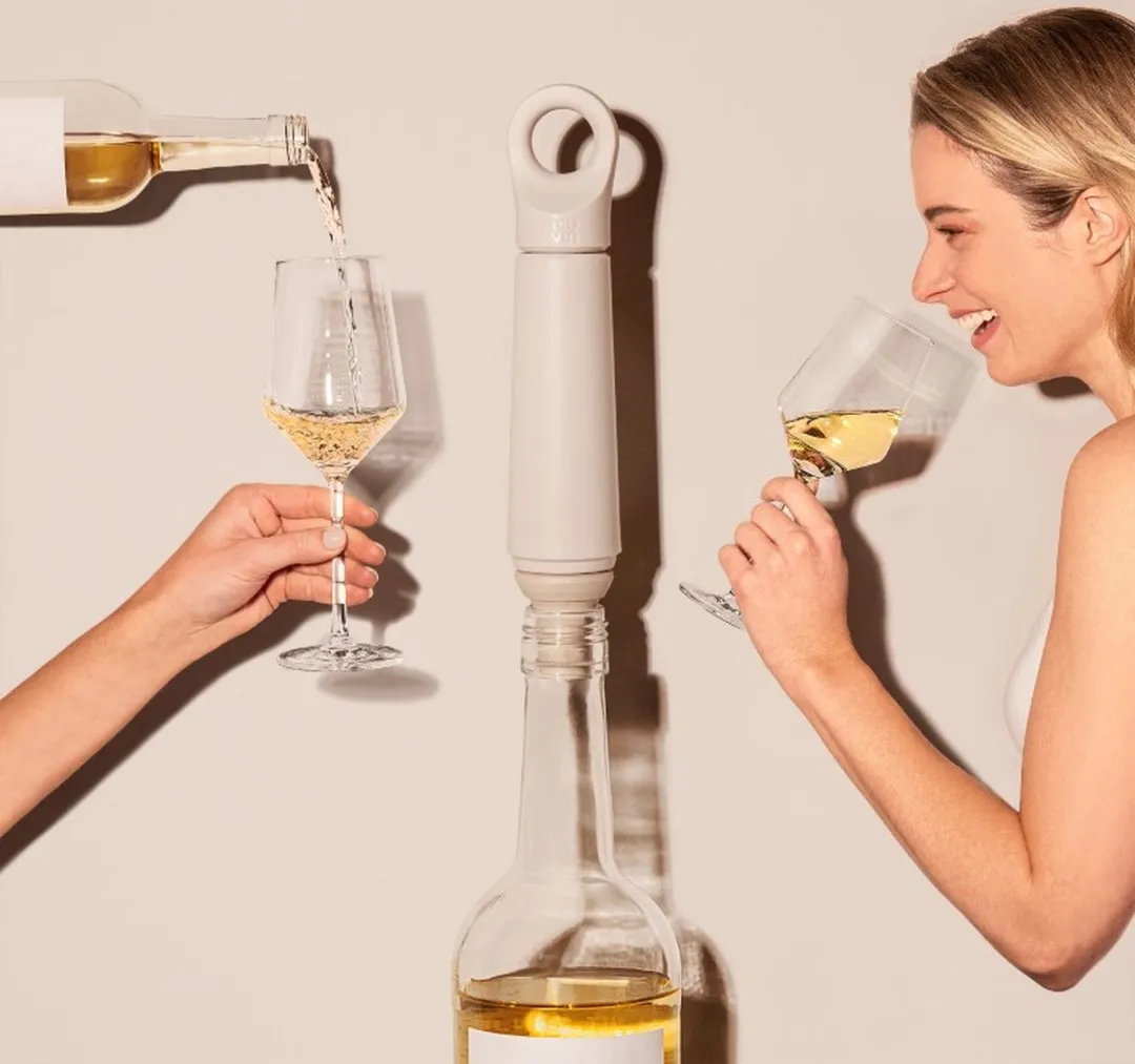 Vacu Vin Wijnpomp Loop – Wijnpomp met Stopper – Vacuüm bewaarsysteem – Jade kleur – Houdt geopende wijn tot 10 dagen vers