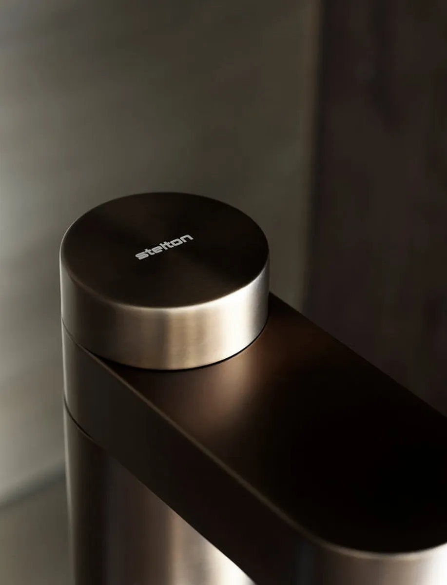 Stelton Brus - Sodawatermaker - Bruiswater - Carbonator - Donkerbruin Metallic