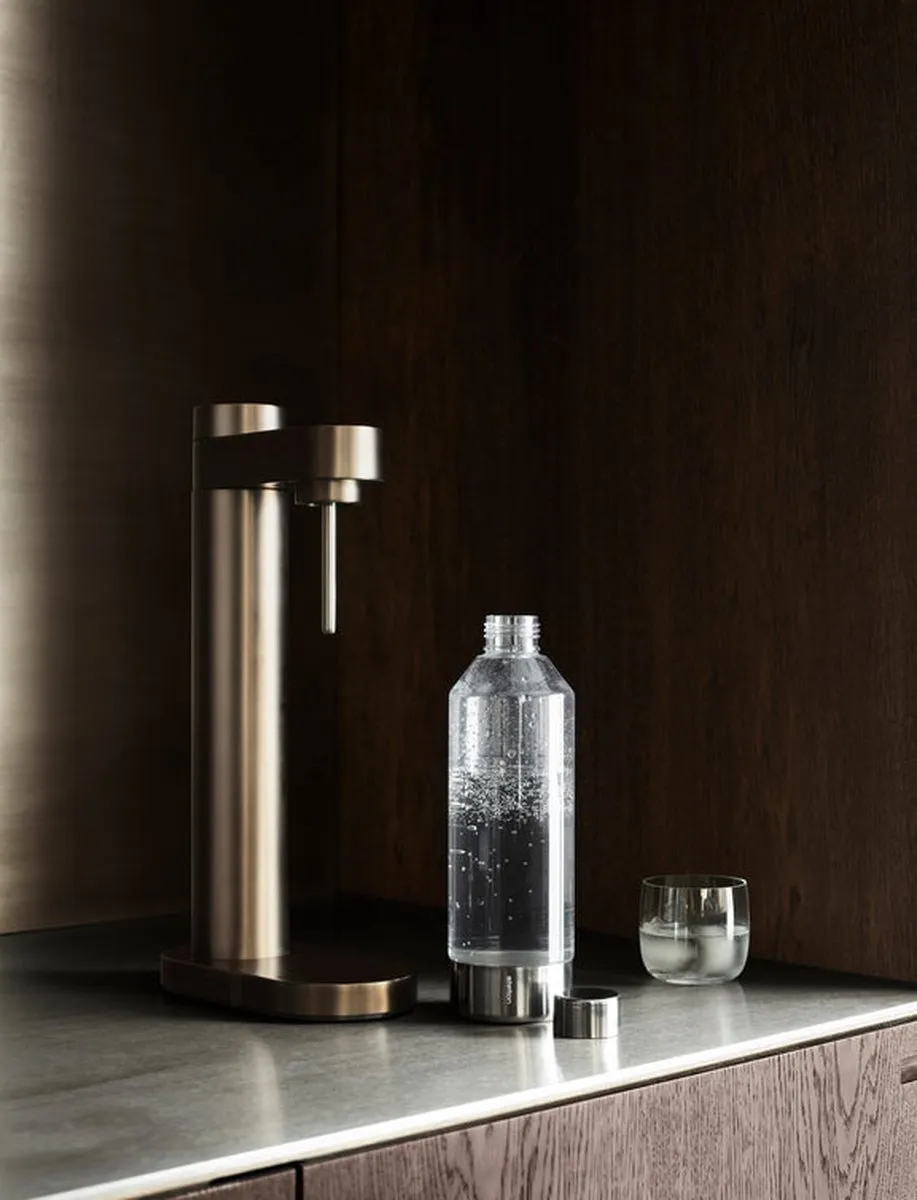 Stelton Brus - Sodawatermaker - Bruiswater - Carbonator - Donkerbruin Metallic