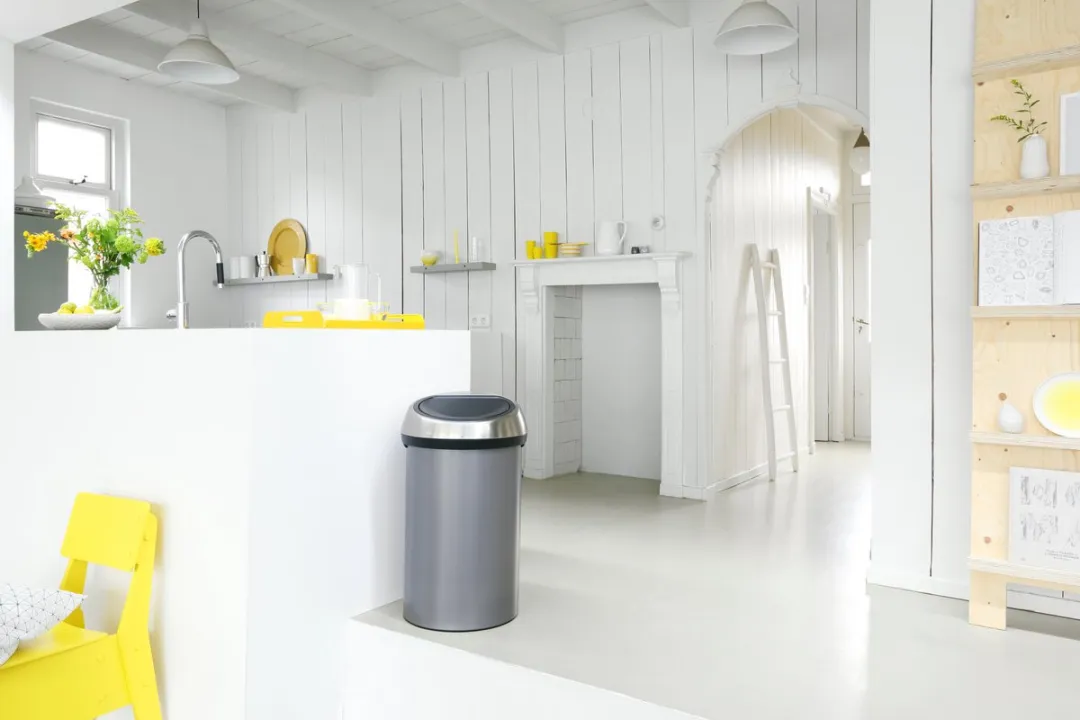 Brabantia Touch Bin Prullenbak 60L - Platinum/Matt Steel FPP - afbeelding 6 van 6