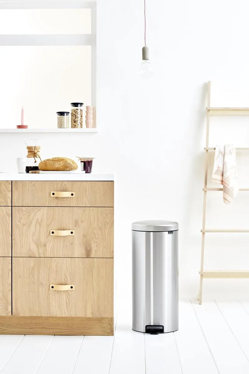Brabantia NewIcon Prullenbak 30L - Matt Steel