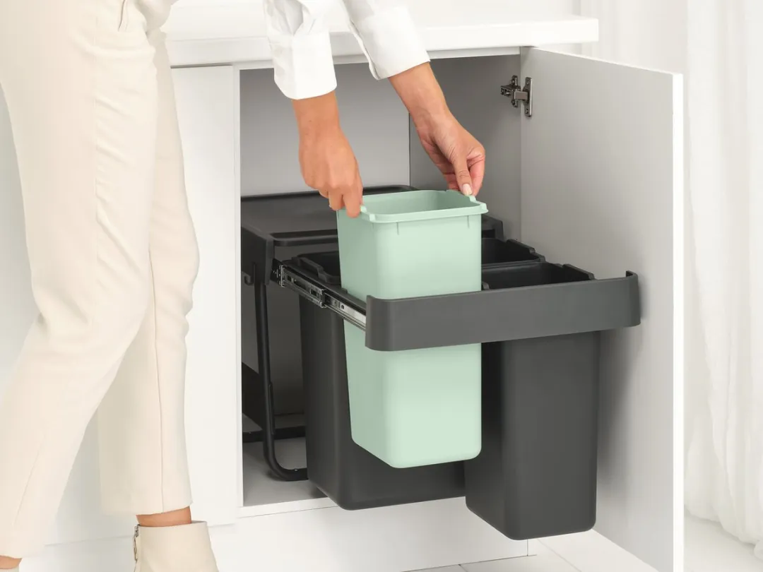 Brabantia Sort & Go Inbouw Prullenbak 40L - 3 Vakken Jade Green/Dark Grey