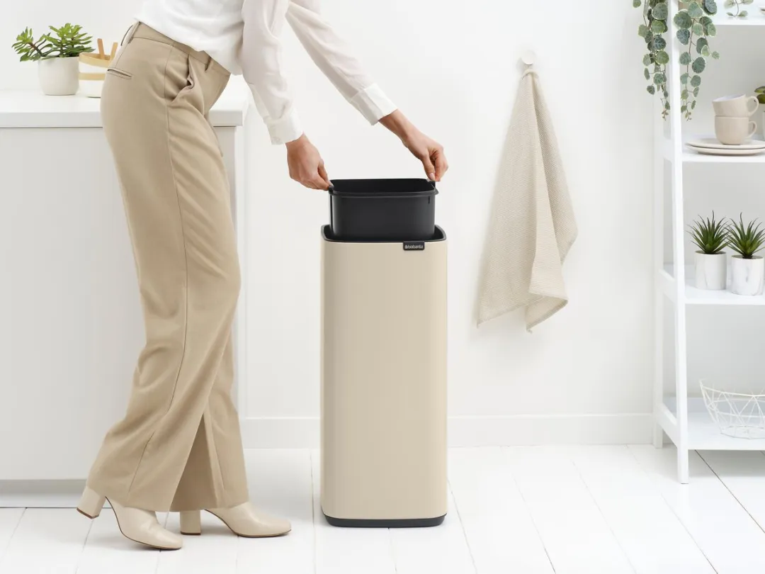 Brabantia Bo Touch Bin Prullenbak 30L - Soft Beige