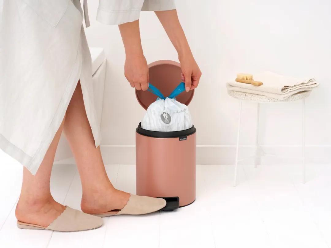 Brabantia NewIcon Prullenbak 5L - Warm Copper - afbeelding 6 van 6