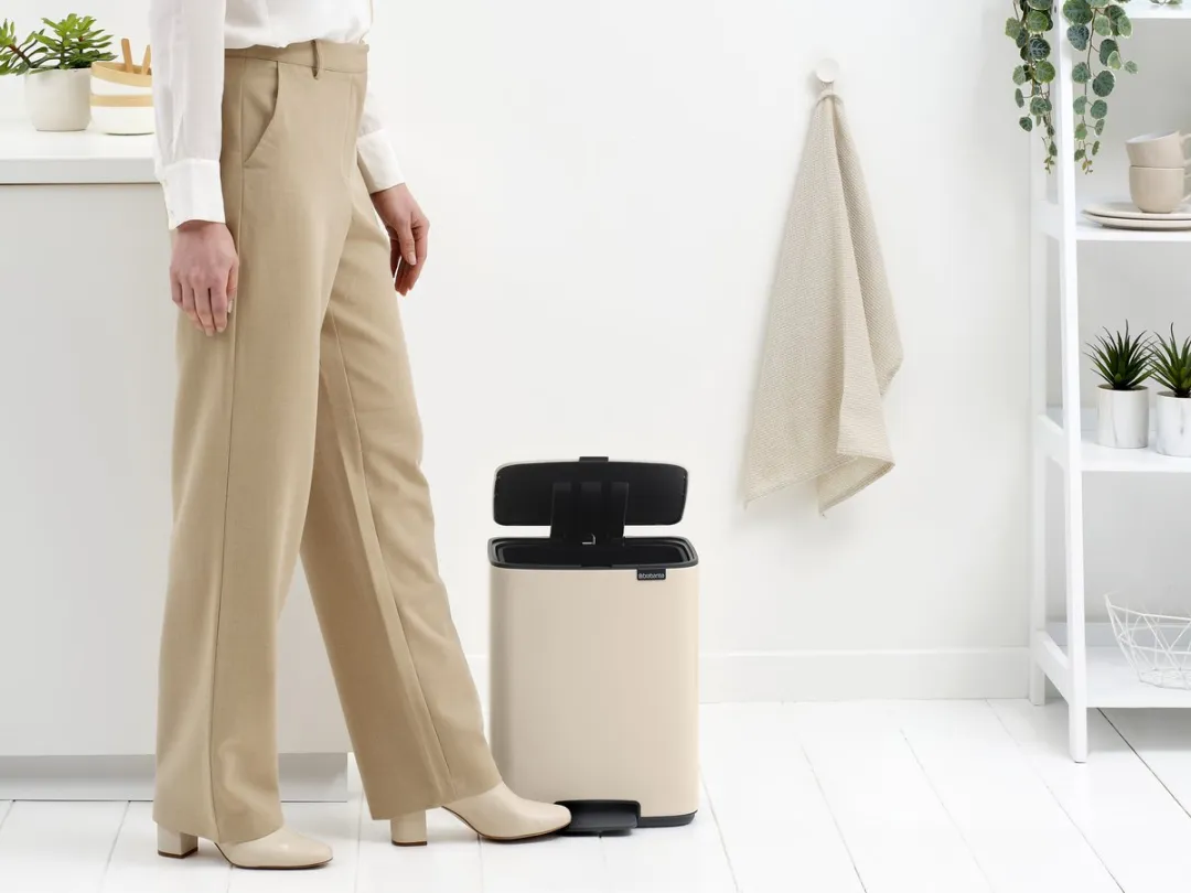 Brabantia Bo Pedaalemmer 12L - Soft Beige - afbeelding 6 van 6