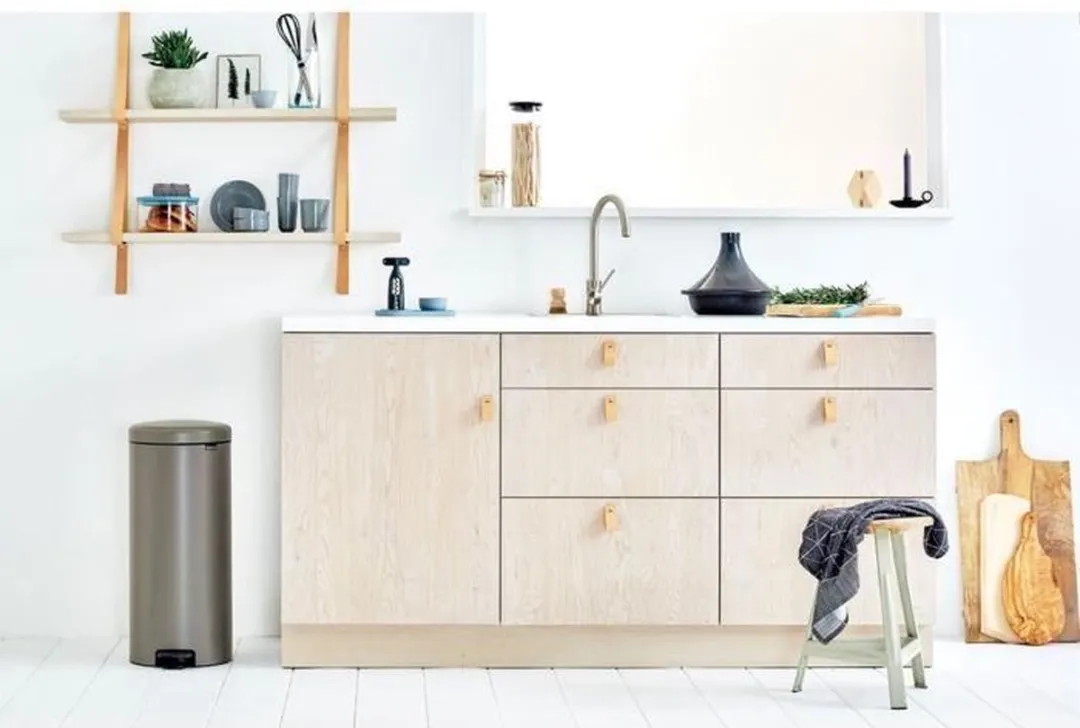 Brabantia NewIcon Prullenbak 30L - Platinum