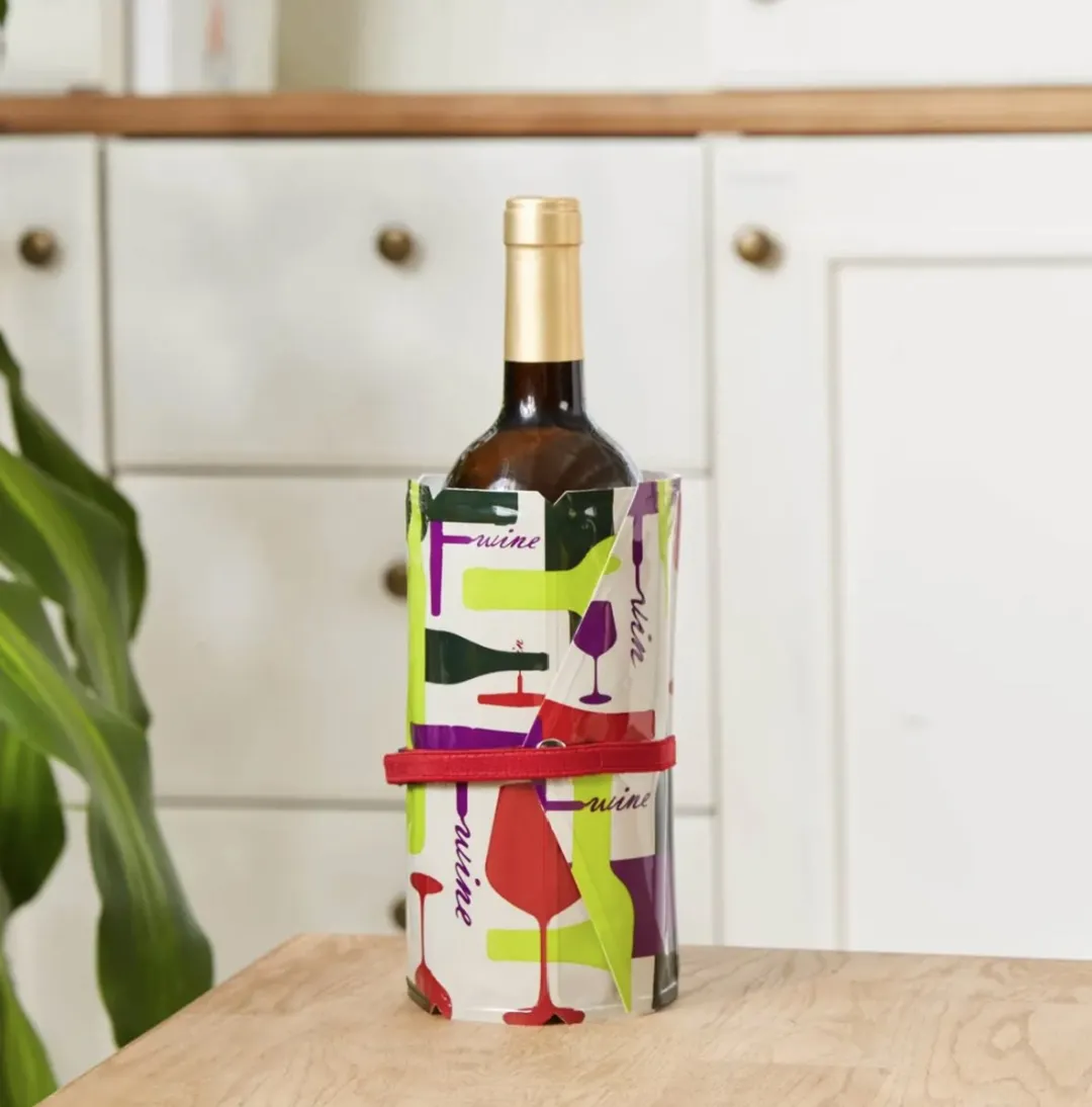 Trudeau Set 5x Wijnaccessoires Vacuumpomp - Wijn Schenktuit - Wijnkoeler - Wijnglas Markers - Wijnstopper