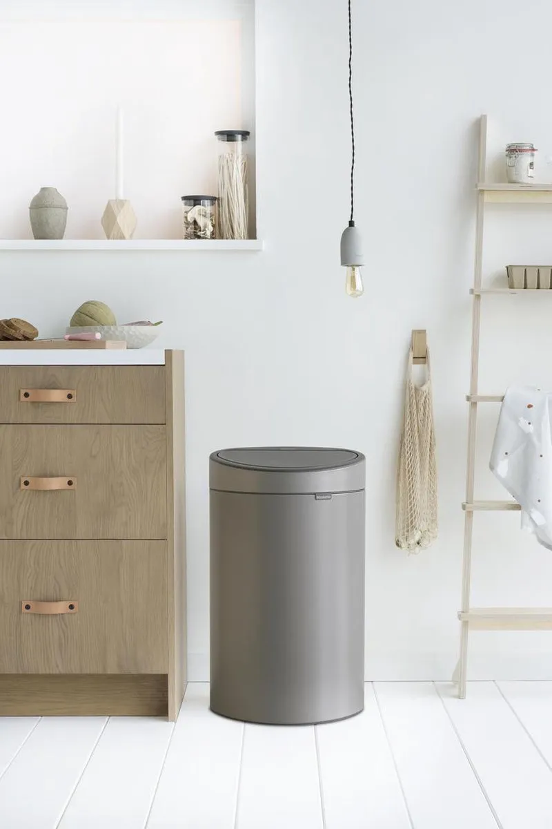 Brabantia Touch Bin Prullenbak 33L - 2 Vakken - Platinum