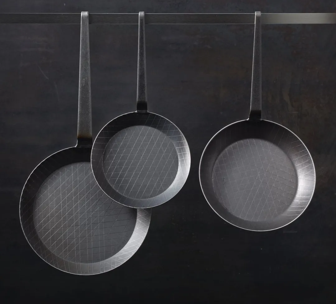Rösle Braadpan Smeedijzer 24cm - Zwart - afbeelding 6 van 6