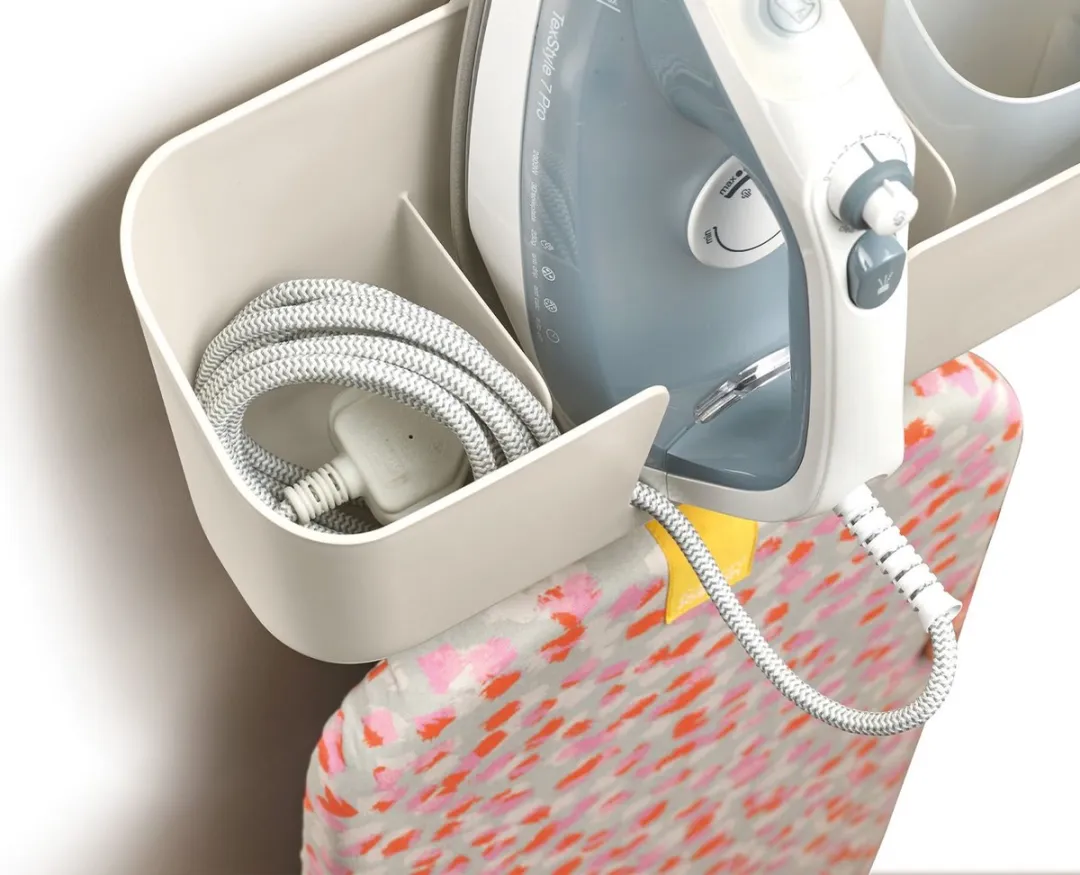 Joseph Joseph IronHub Strijkijzer & Strijkplank Organizer 50043 - Crème