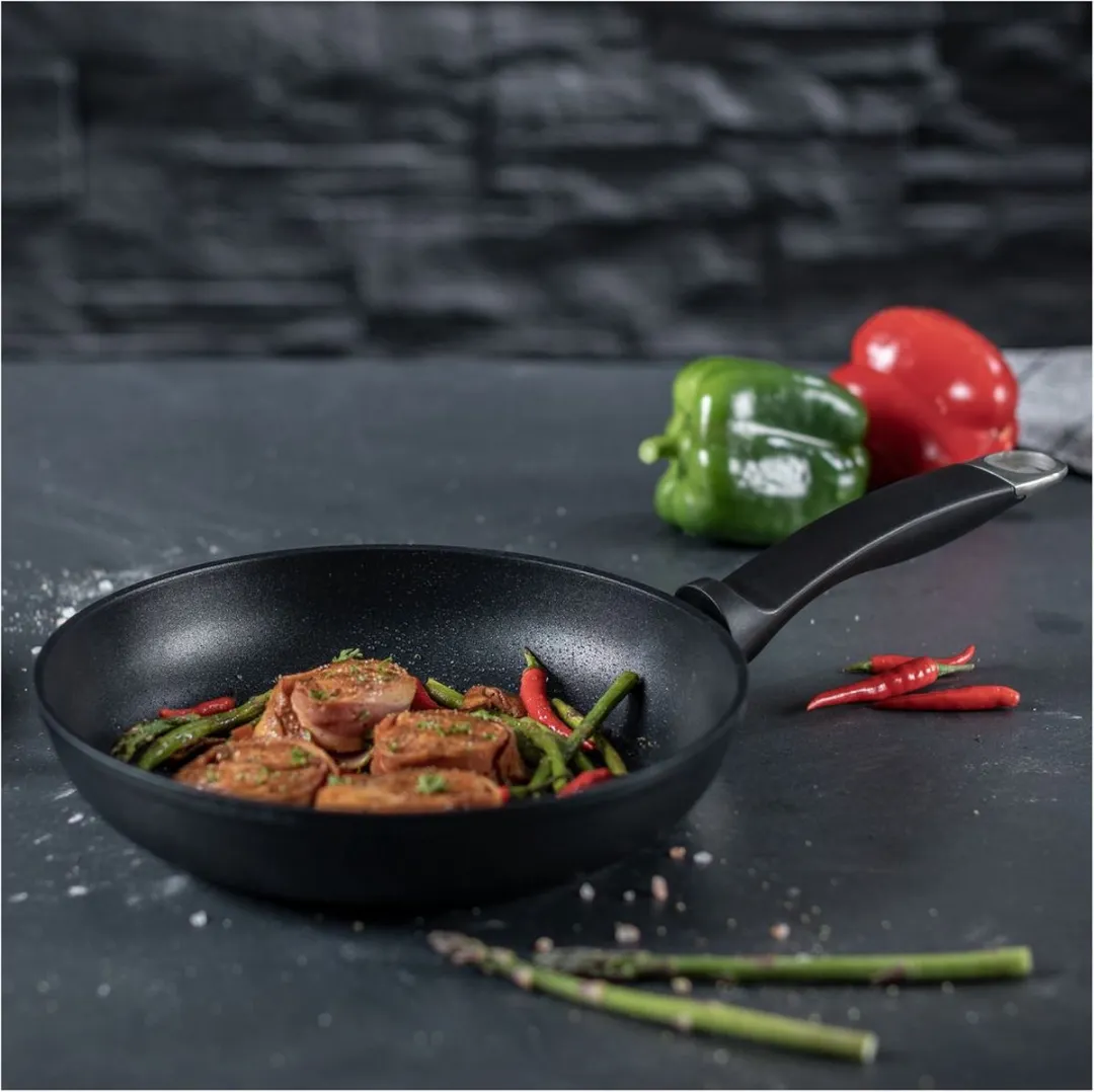 Kuhn Rikon Titanio Star Koekenpan 20cm - Non-stick - Zwart - afbeelding 6 van 6