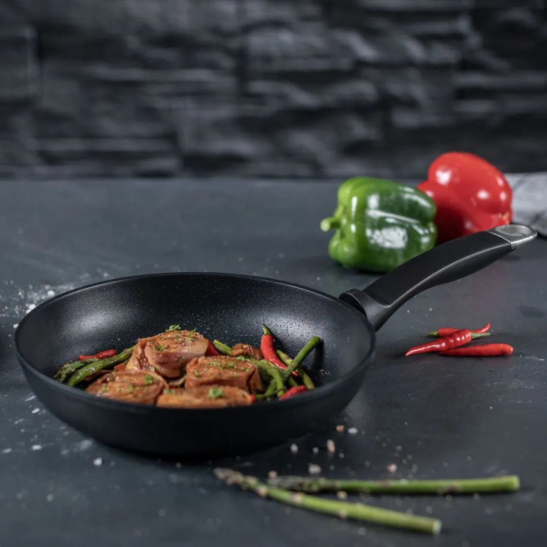 Kuhn Rikon Titanio Star Koekenpan 20cm - Non-stick - Zwart - afbeelding 4 van 6