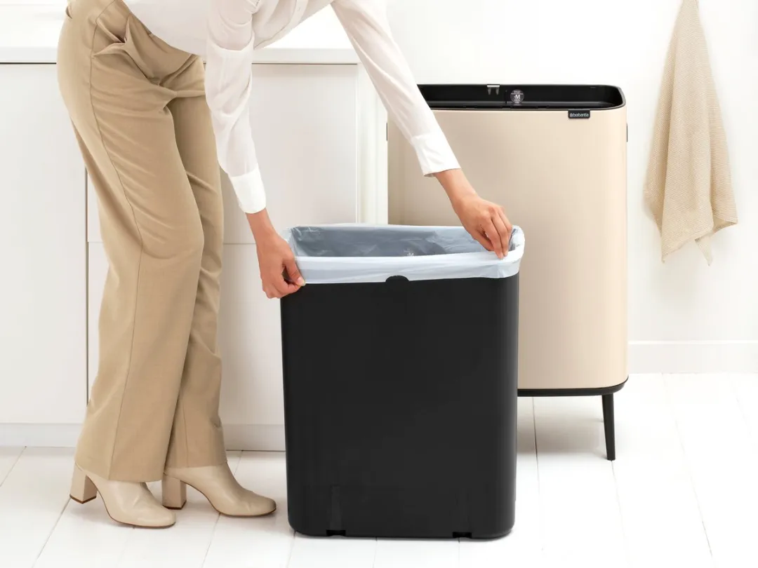 Brabantia Bo Touch Bin Hi Prullenbak 60L - Soft Beige