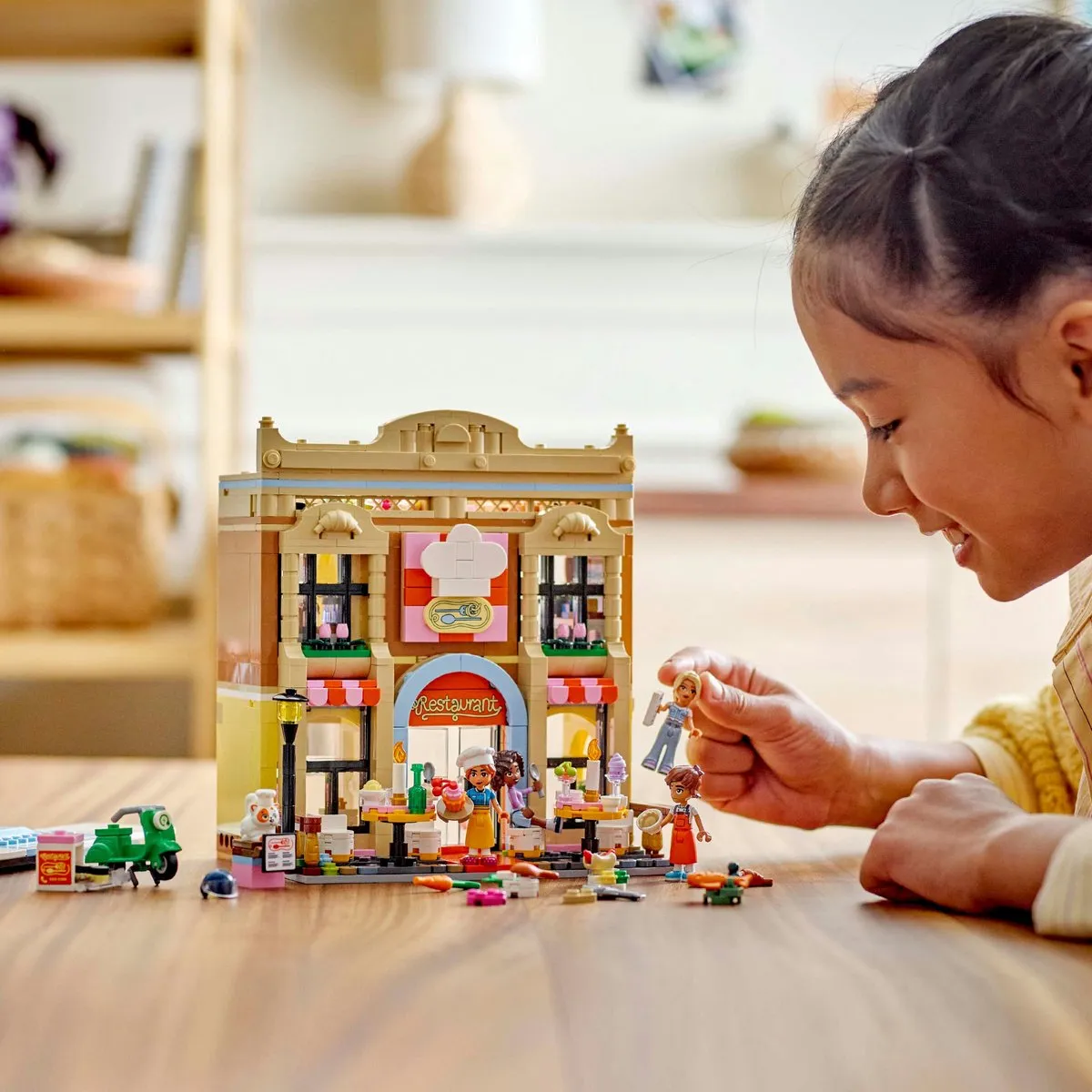 LEGO Friends Restaurant en Kookschool 42655 - 896 Stukken