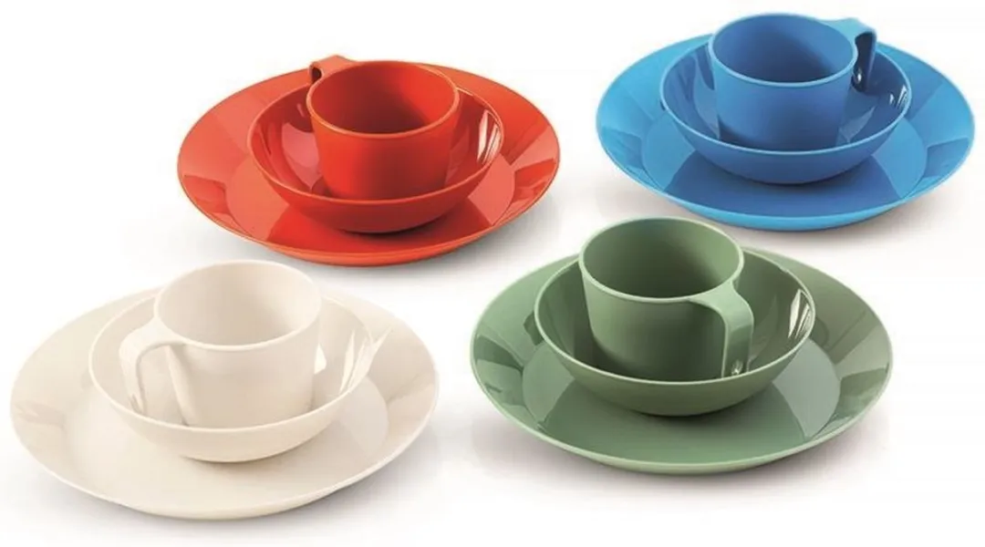 Cascadian 4 Person Table Set Servies Multi Set