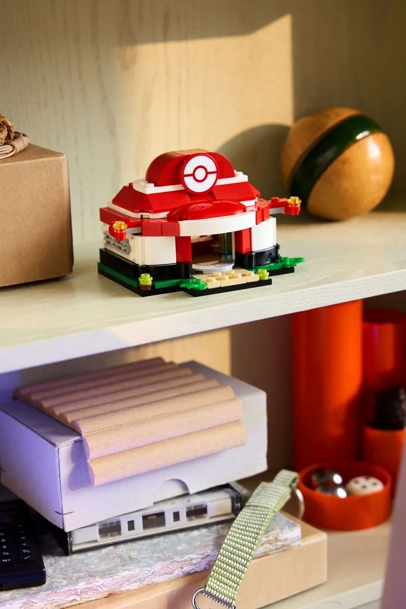 LEGO Pokémon Mini Pokémon Center - 233 Stukken - Multi - afbeelding 6 van 6