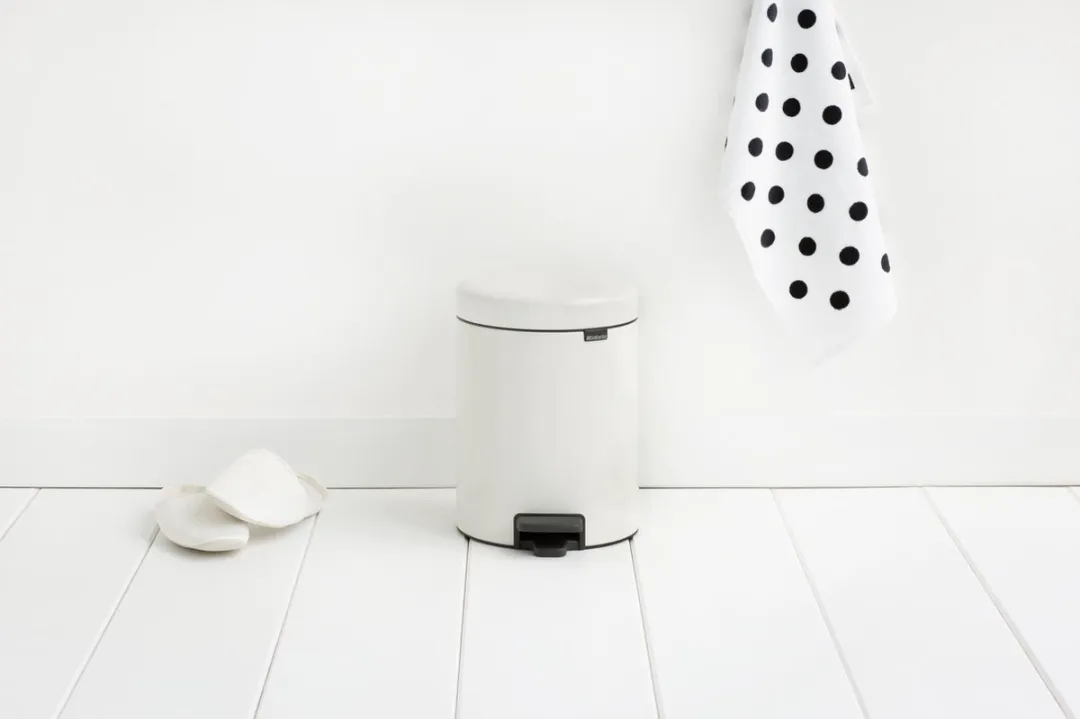Brabantia NewIcon Prullenbak 5L - White