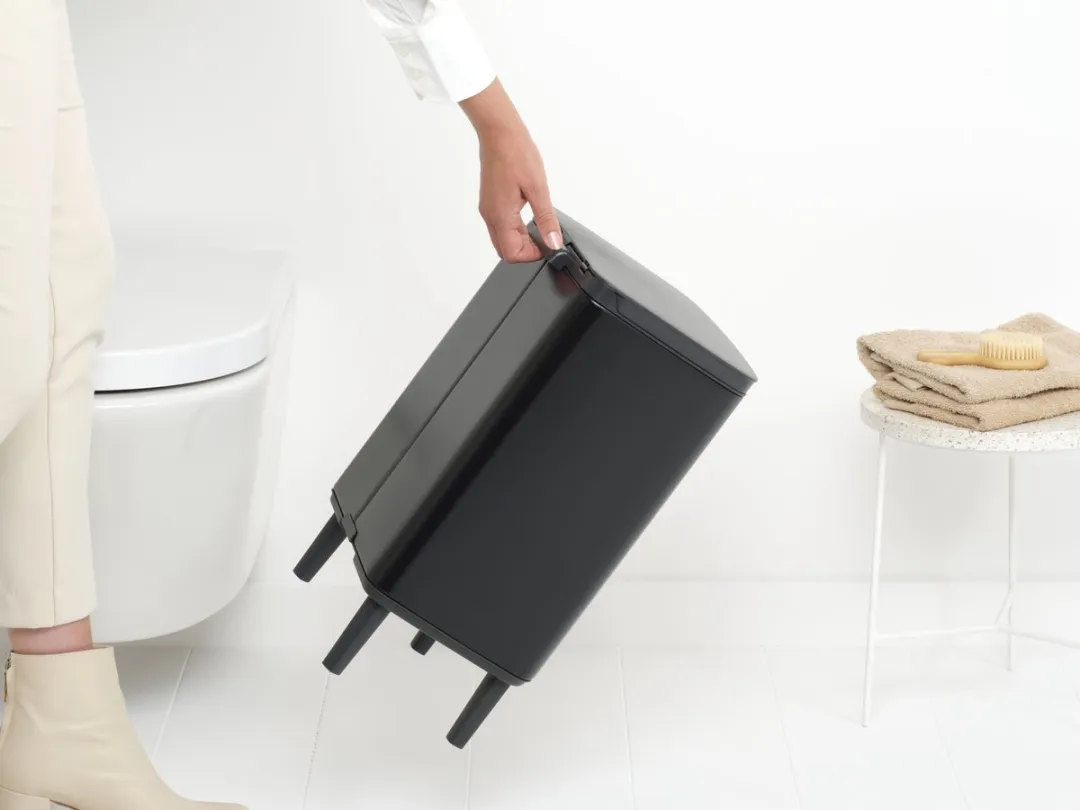 Brabantia Bo Hi Prullenbak 12L - Matt Black - afbeelding 6 van 6
