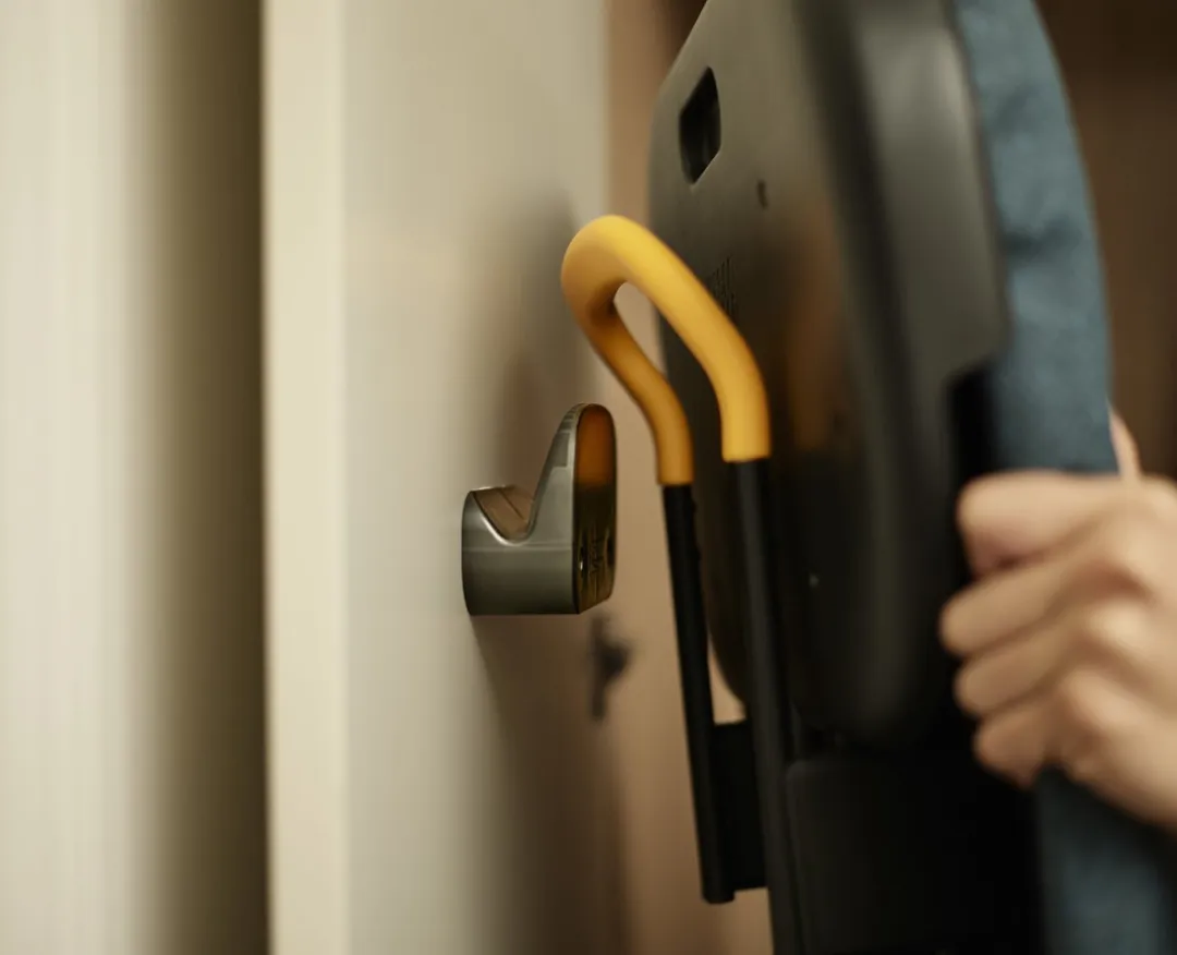 Joseph Joseph - Glide Max - Strijkplank - met Dripshield - Peach Blossom - Inklapbaar