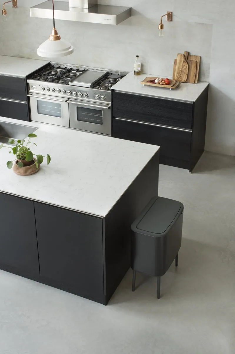 Brabantia Bo Touch Prullenbak 36L - 1 Vak - Matt Black - afbeelding 6 van 6