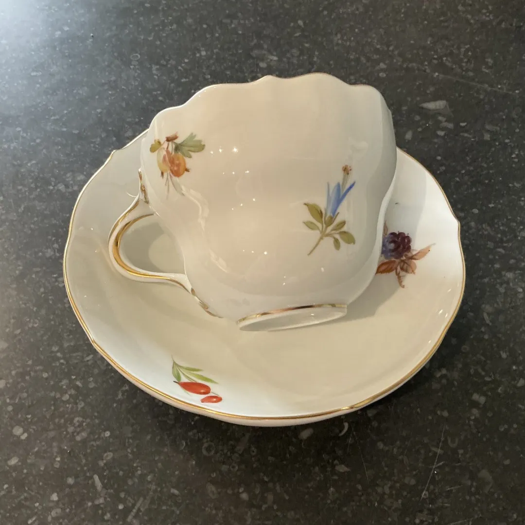 Meissen New Cutout Koffiekopjes