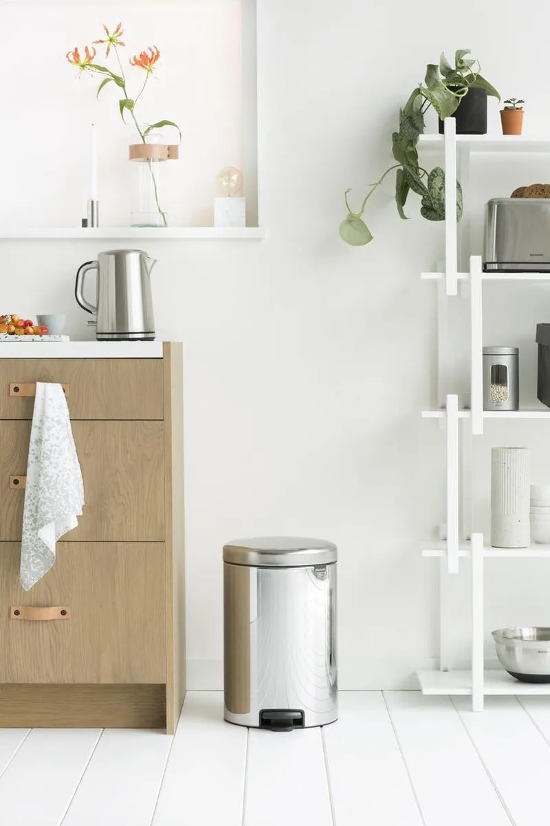 Brabantia NewIcon Prullenbak 20L - RVS - MPN 114267
