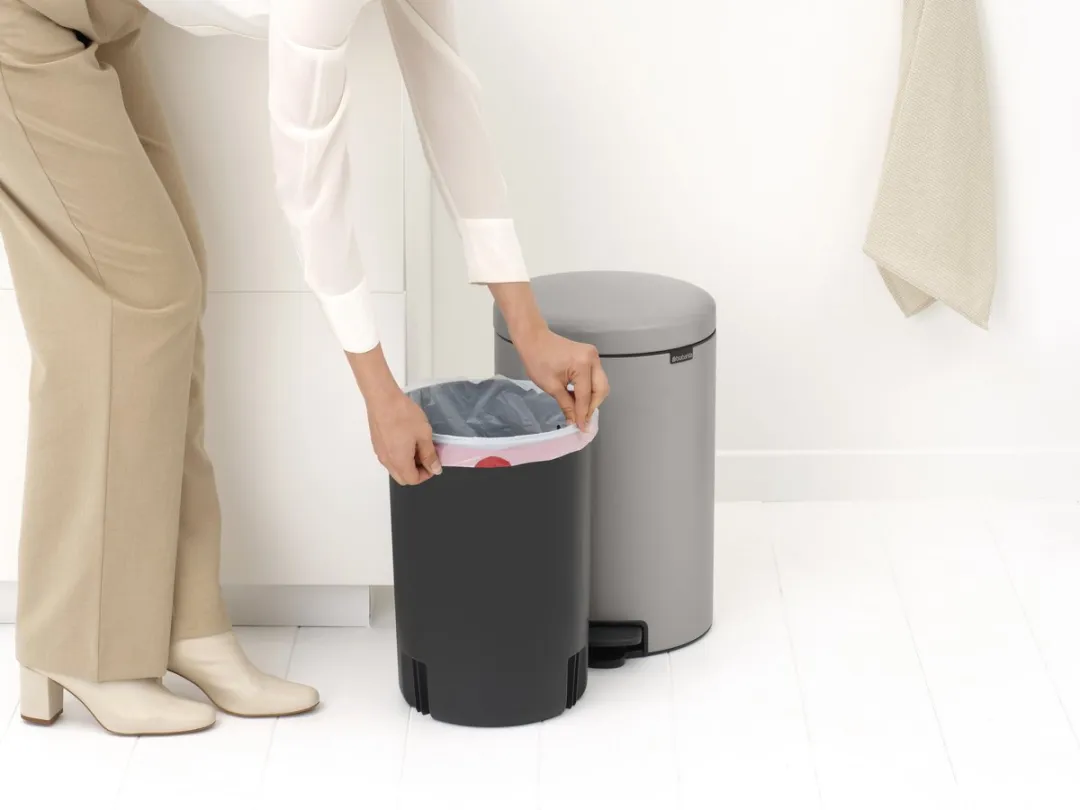 Brabantia NewIcon Prullenbak 20L - Soft Grey