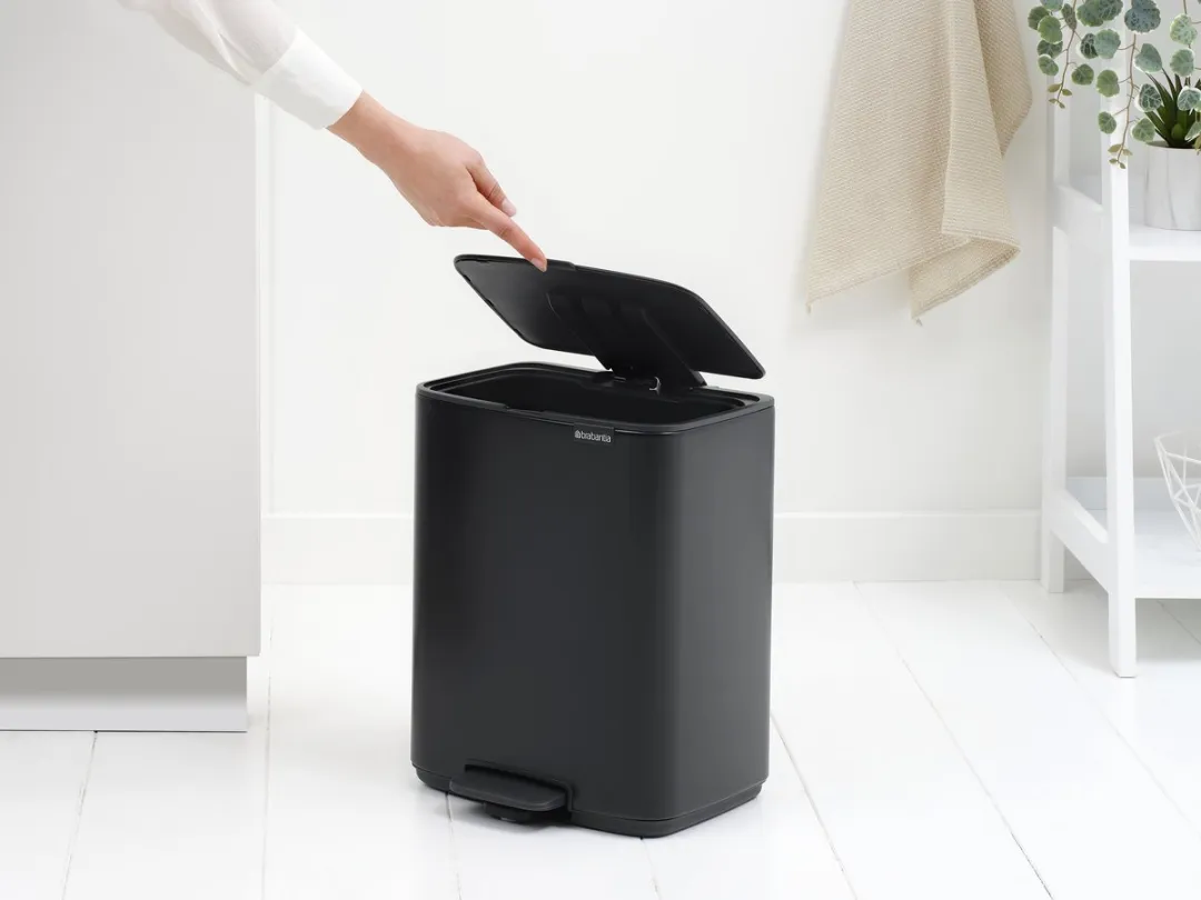 Brabantia Bo Pedaalemmer 12L - Matt Black