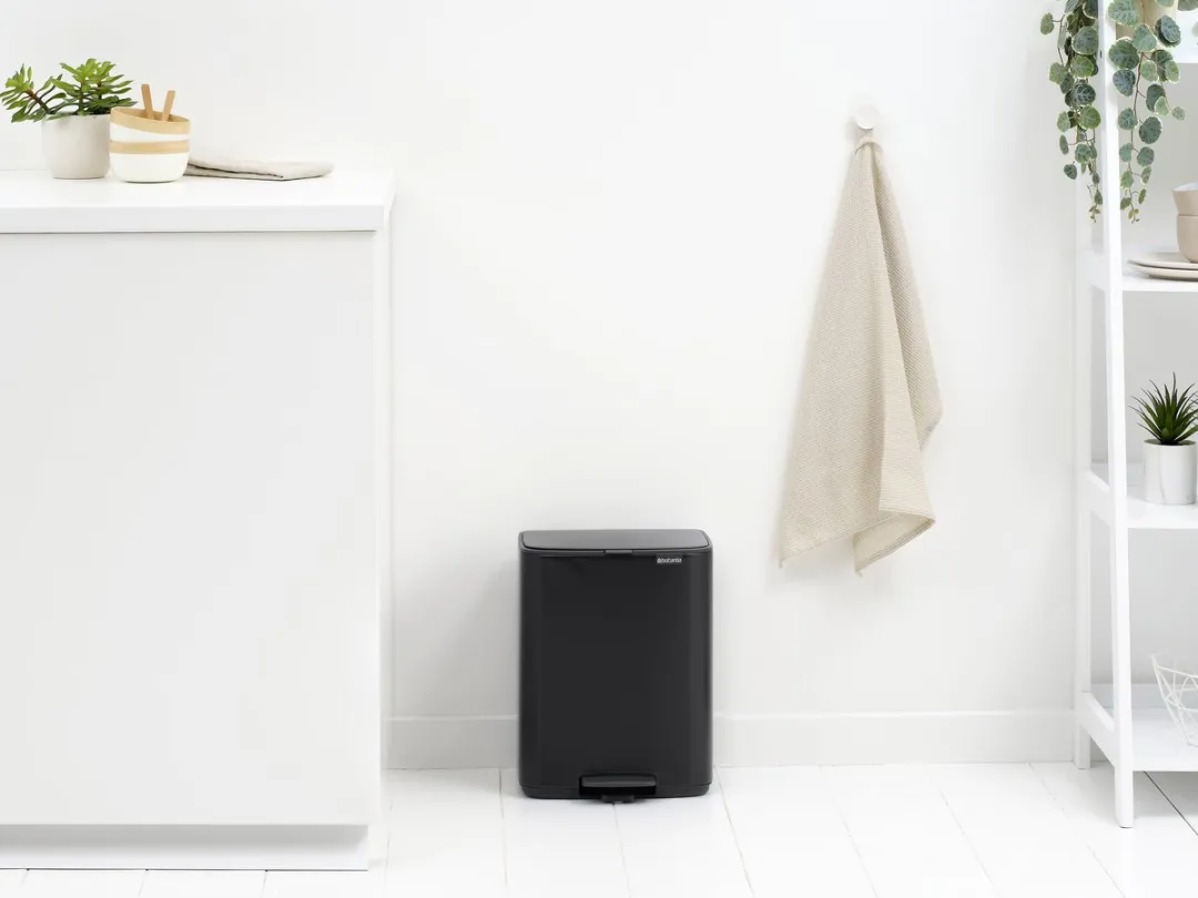 Brabantia Bo Pedaalemmer 12L - Matt Black - afbeelding 6 van 6