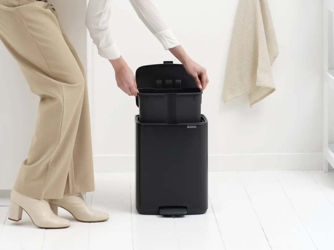 Brabantia Bo Pedaalemmer 12L - Matt Black