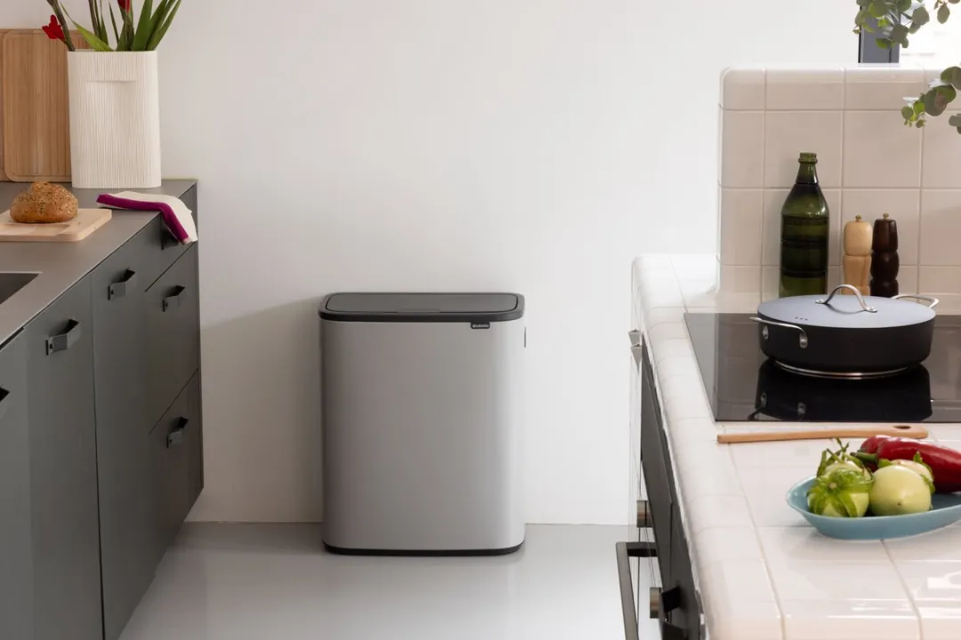 Brabantia Bo Touch Bin Prullenbak 60L - 1 Vak - Soft Grey
