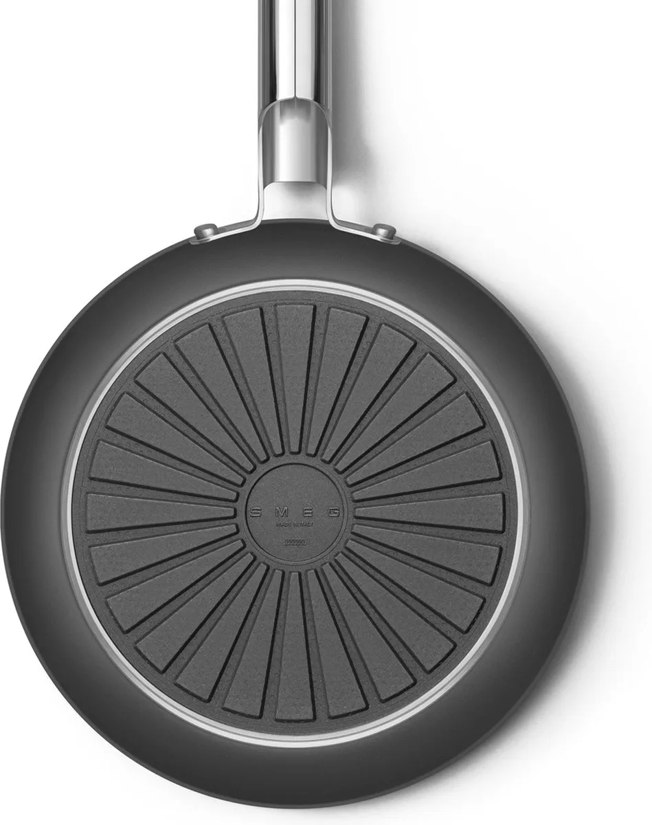 Smeg Koekenpan 26cm Zwart - Anti-aanbaklaag