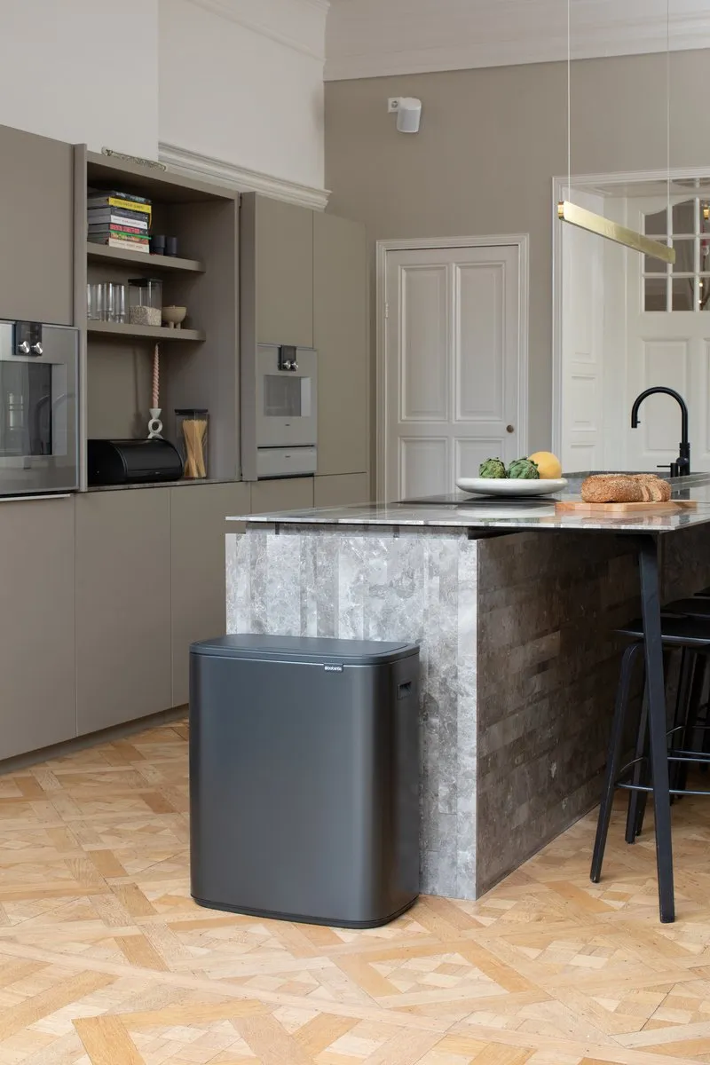 Brabantia Bo Touch Bin Prullenbak 60L - Confident Grey - afbeelding 5 van 6