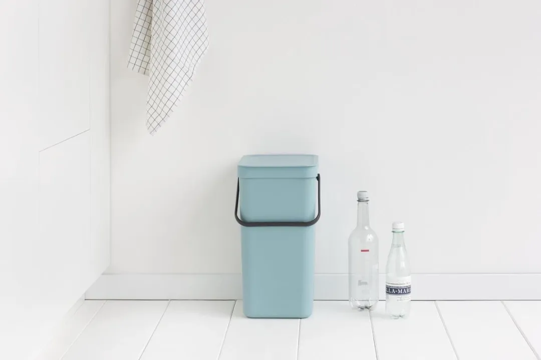 Brabantia Sort & Go Prullenbak 16L - Mint - afbeelding 6 van 6
