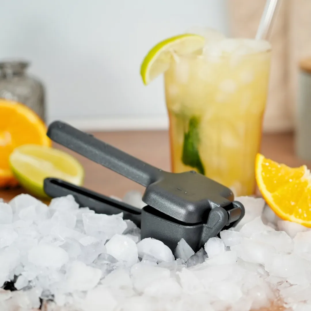 Westmark Ice Crusher Cuby Black Edition - Handmatige ijsmaker