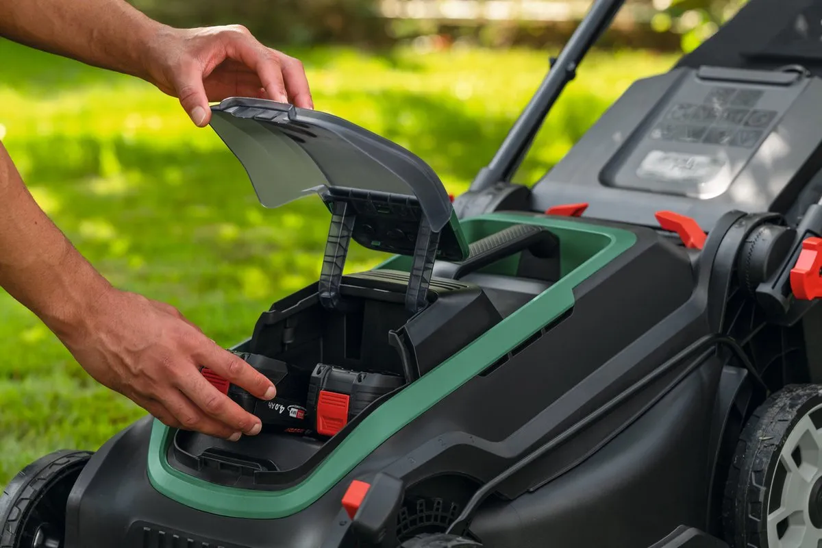 Bosch Rotak 18V2-43 - Grasmaaier - Zonder accu en oplader - Inclusief Mulchplug