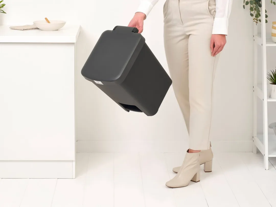 Brabantia StepUp Pedaalemmer 25L - Dark Grey