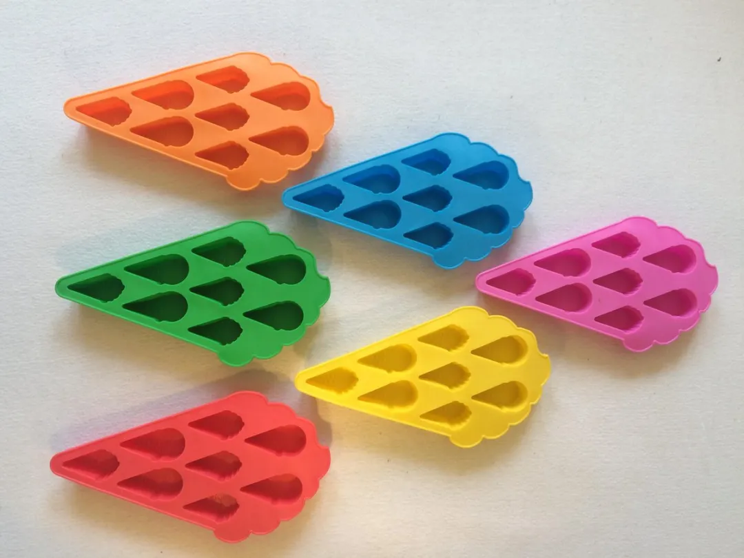 Excellent Houseware IJsblokjesmaker 20x11x2cm - 48 Stuks