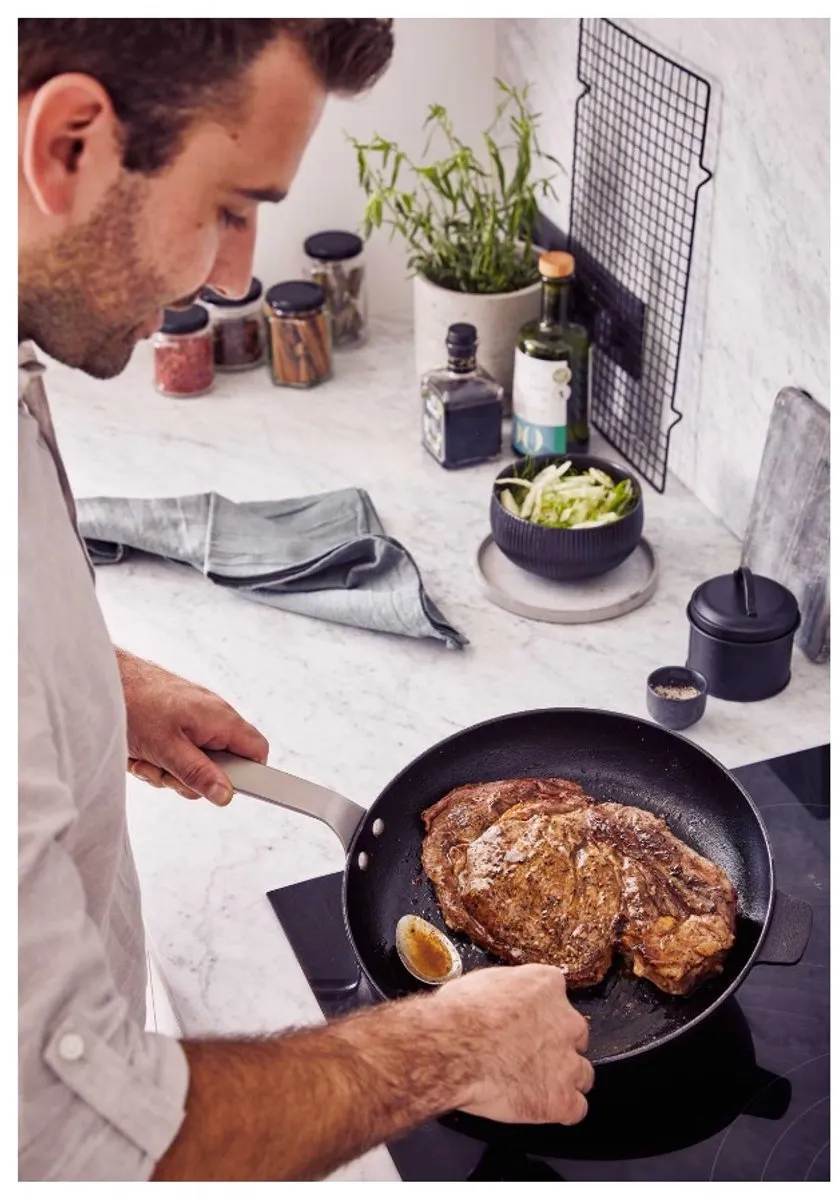 Beka Stark Braadpan Gietijzer 28cm - Inductie & BBQ