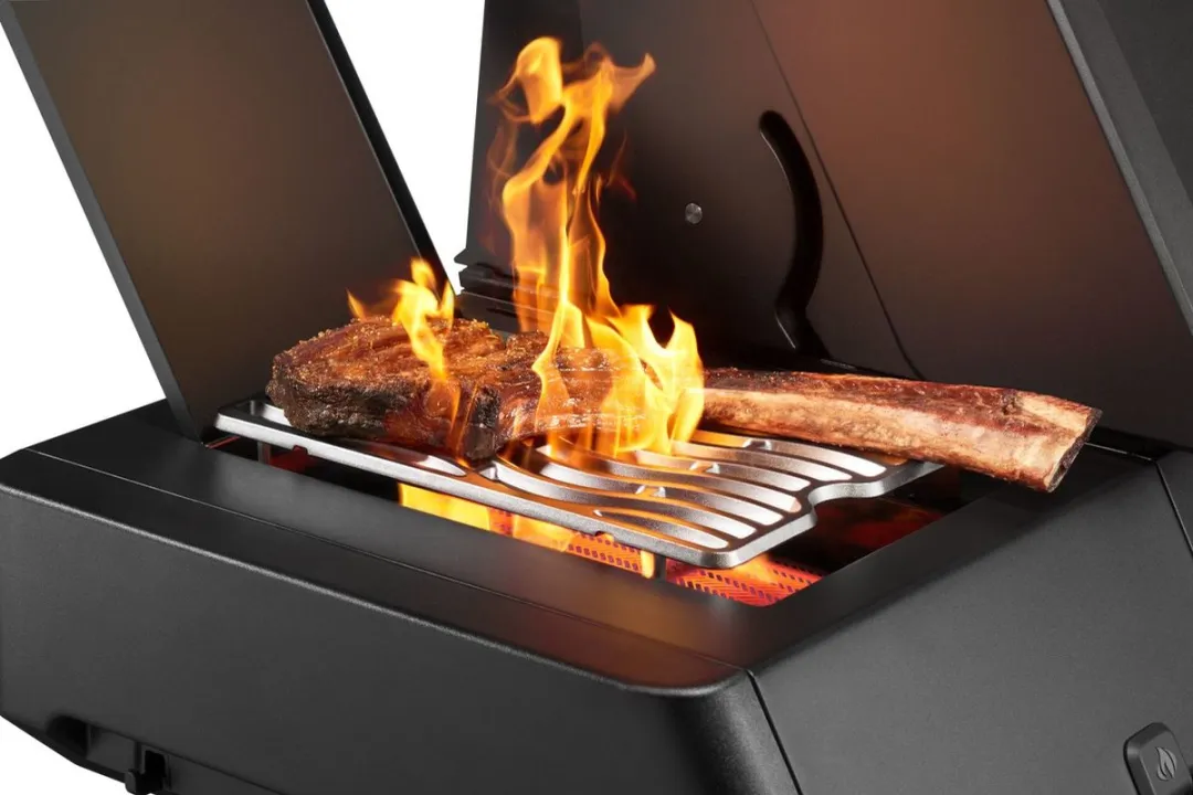 Napoleon Phantom Prestige 500 Connected gas bbq