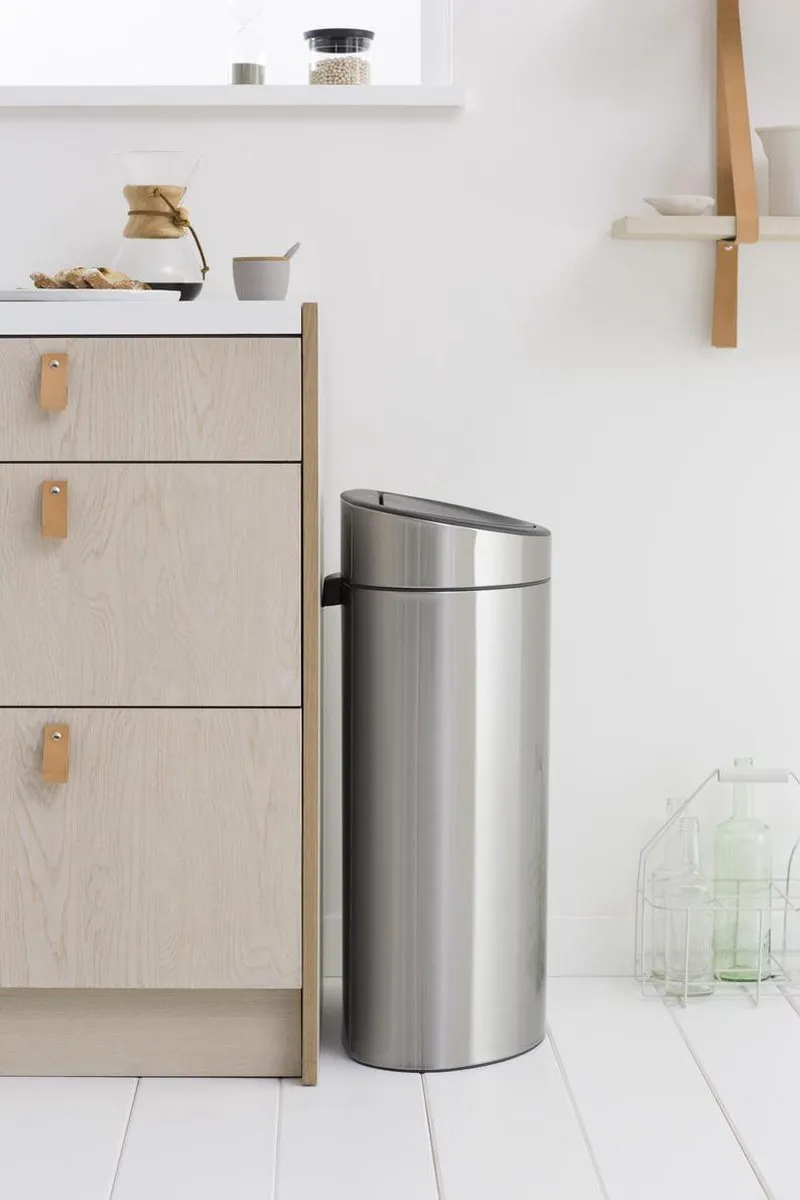 Brabantia Touch Bin Prullenbak 40L - Matt Steel Fingerprint Proof