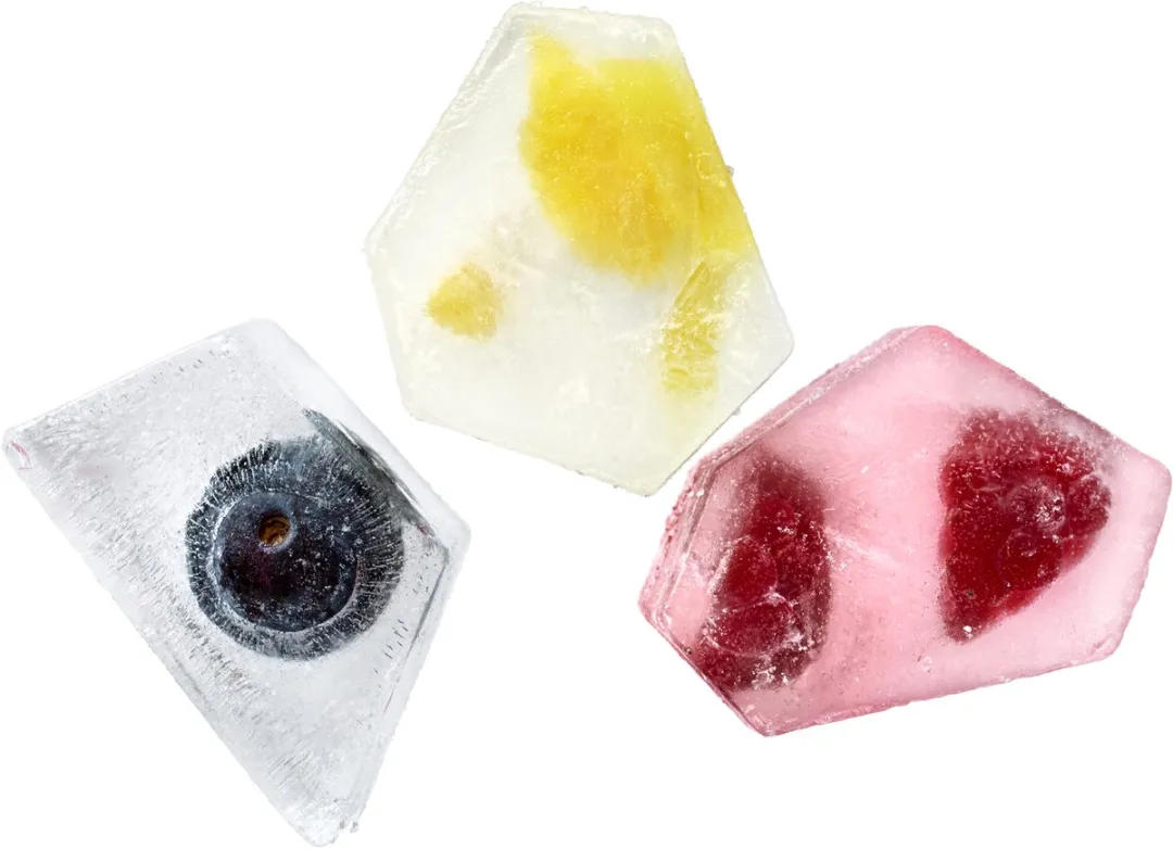 Lékué IJsblokjesvorm met bewaardoos - White