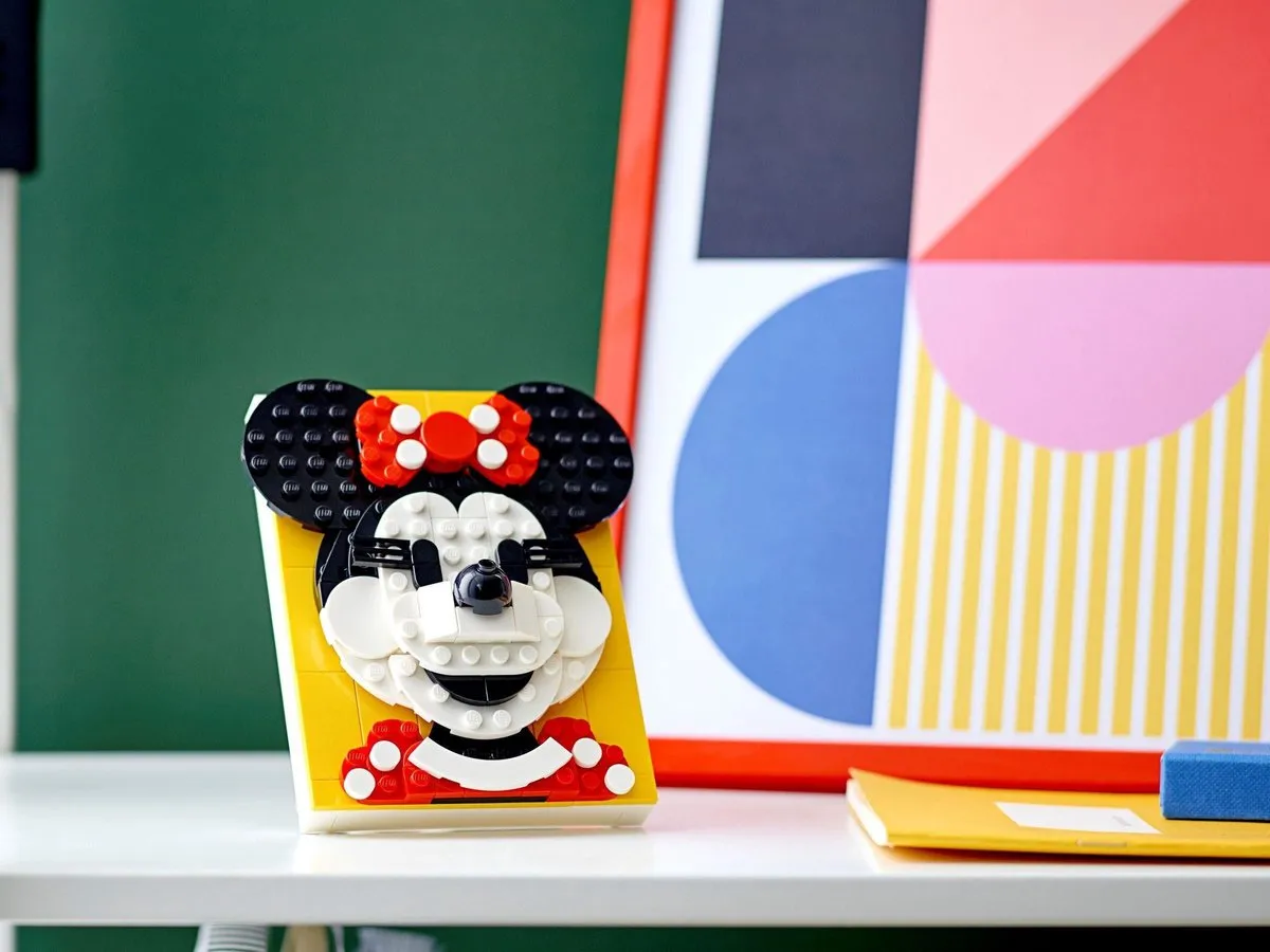 LEGO Brick Sketches Minnie Mouse 40475