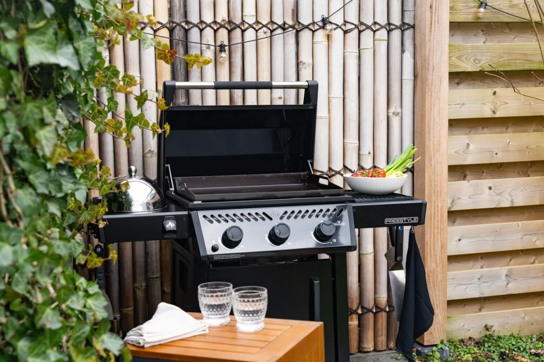 Napoleon Freestyle Gas Plancha 3 Branders - Zwart - afbeelding 6 van 6