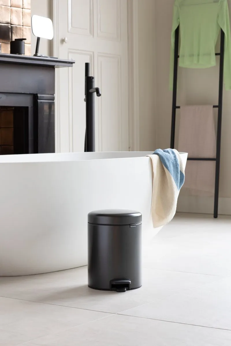 Brabantia NewIcon Prullenbak 5L - Confident Grey - afbeelding 4 van 6