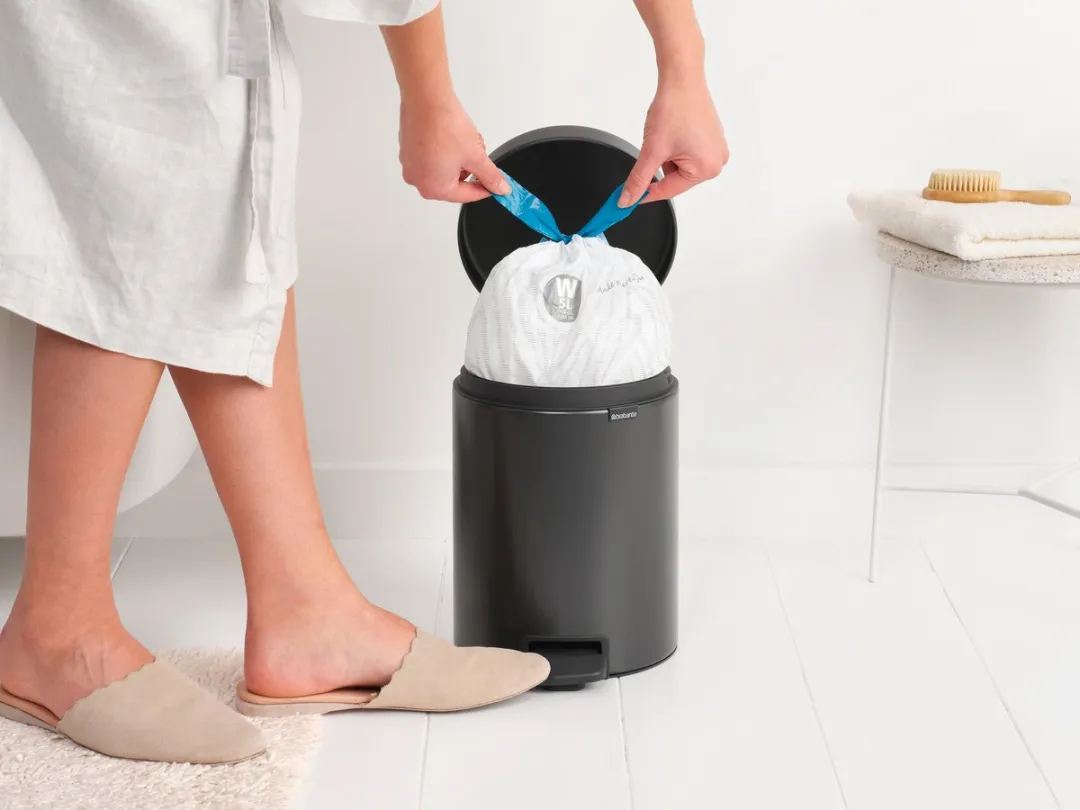 Brabantia NewIcon Prullenbak 5L - Confident Grey - afbeelding 6 van 6