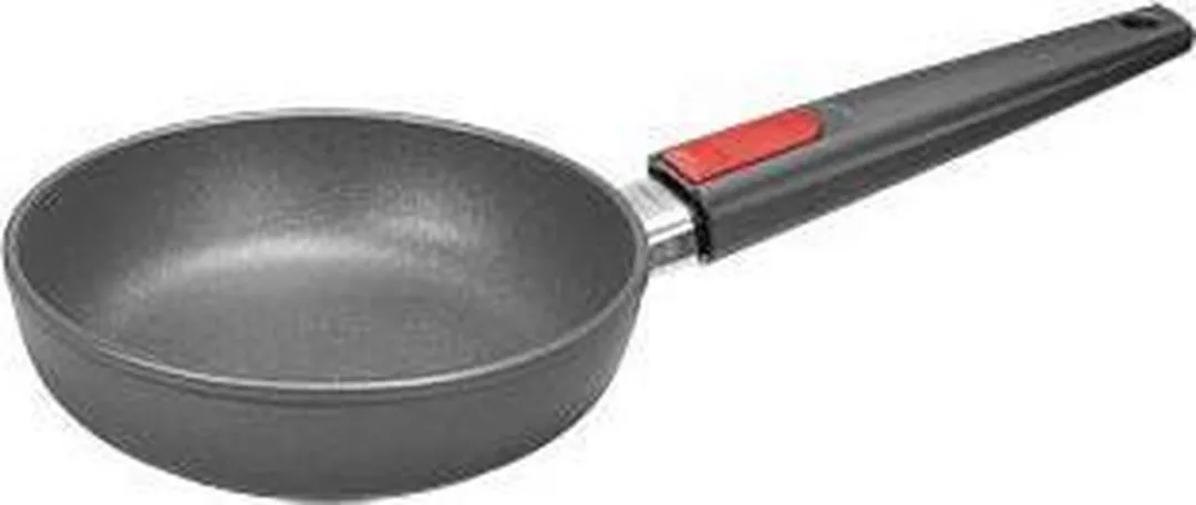 Woll Nowo Titanium Koekenpan 20cm