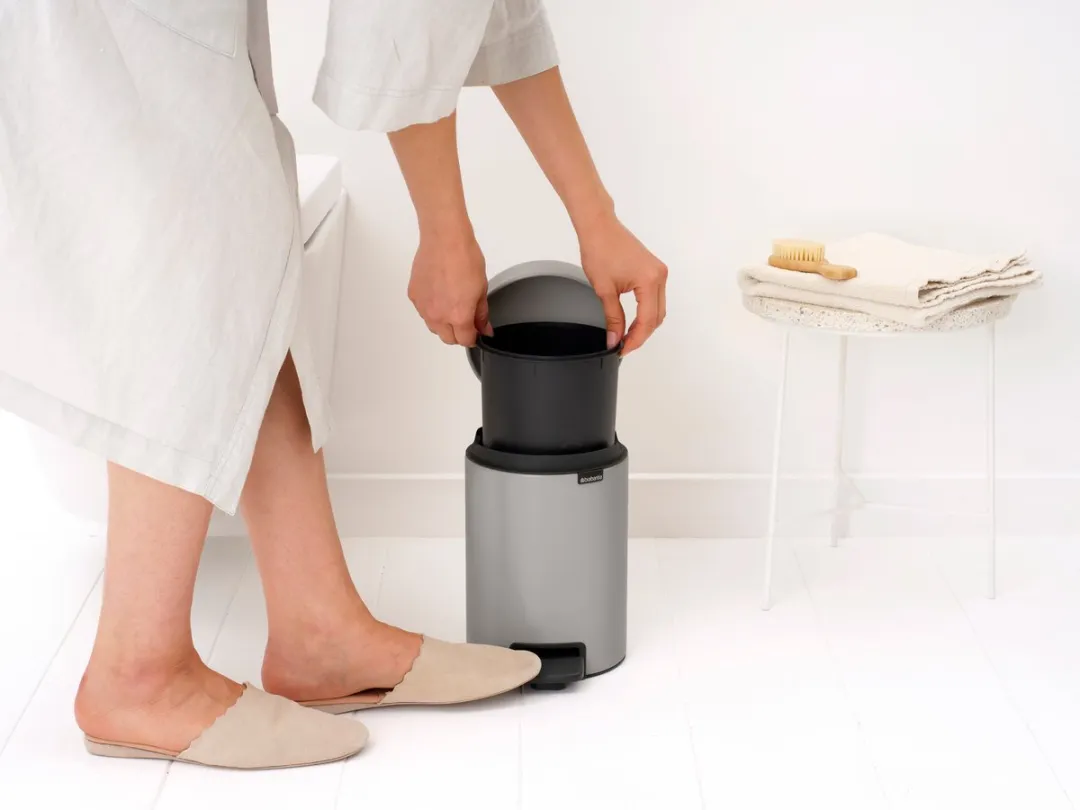 Brabantia NewIcon Prullenbak 12L - Soft Grey